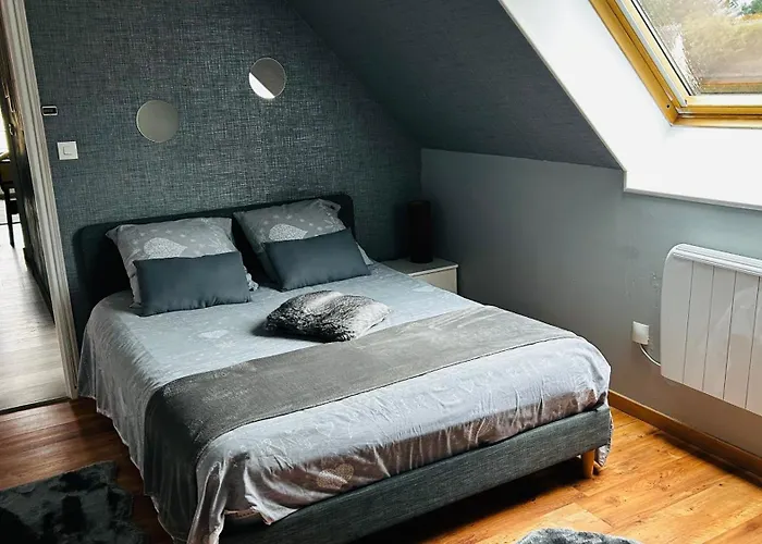 לינה וארוחת בוקר La Regence 4 Brette-les-Pins