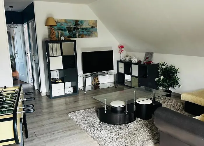 La Regence 4 לינה וארוחת בוקר *