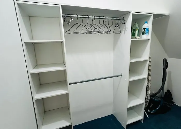 לינה וארוחת בוקר La Regence 4 Brette-les-Pins